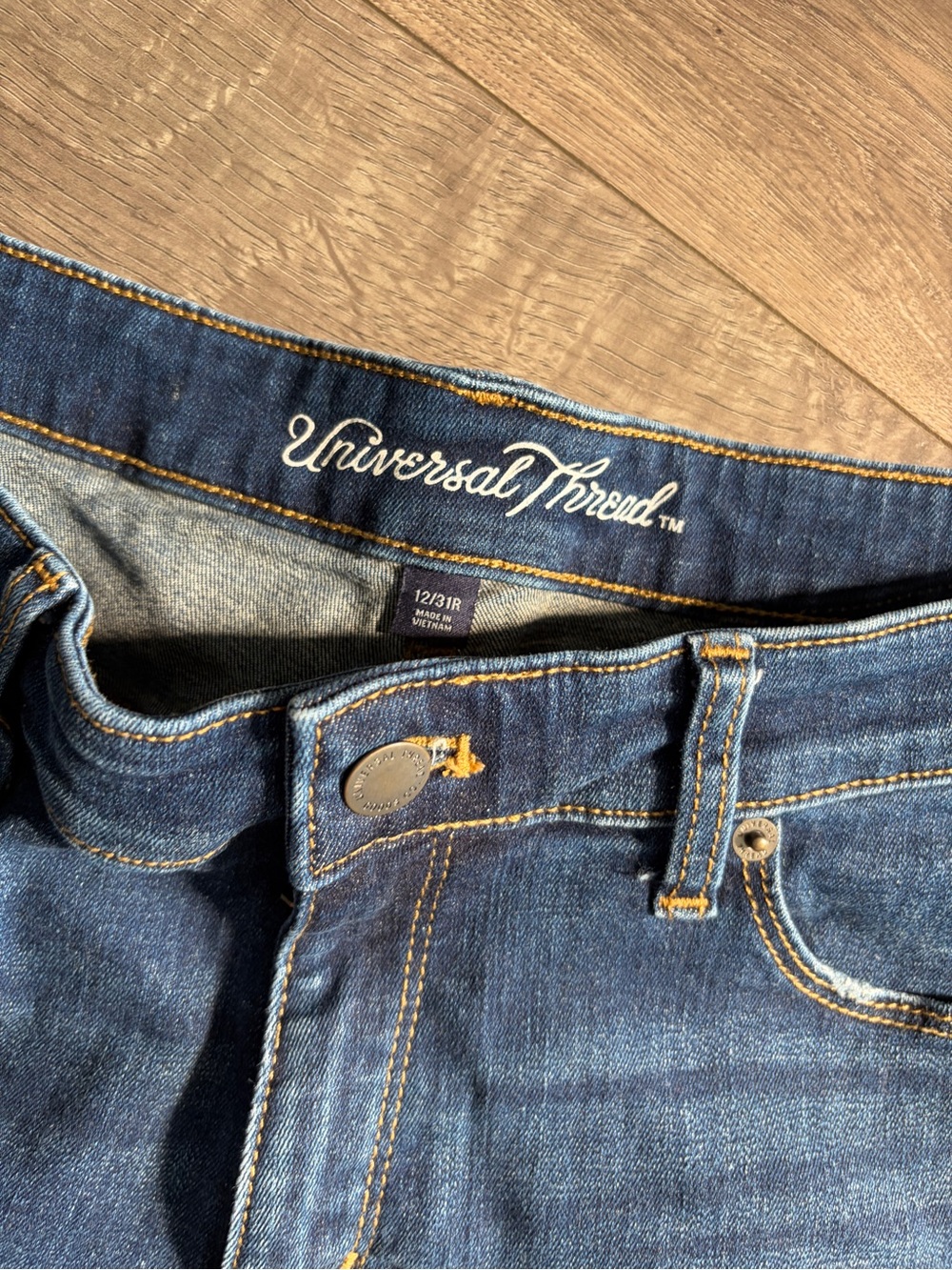 Universal Thread Cuff Denim Shorts - Picture 2 of 3